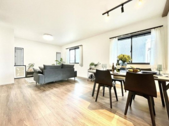 ���r���O�@-