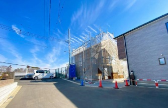 �O�ʓ��H�܂ތ��n�ʐ^�@-