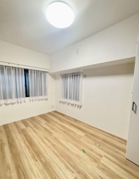 �m���@-